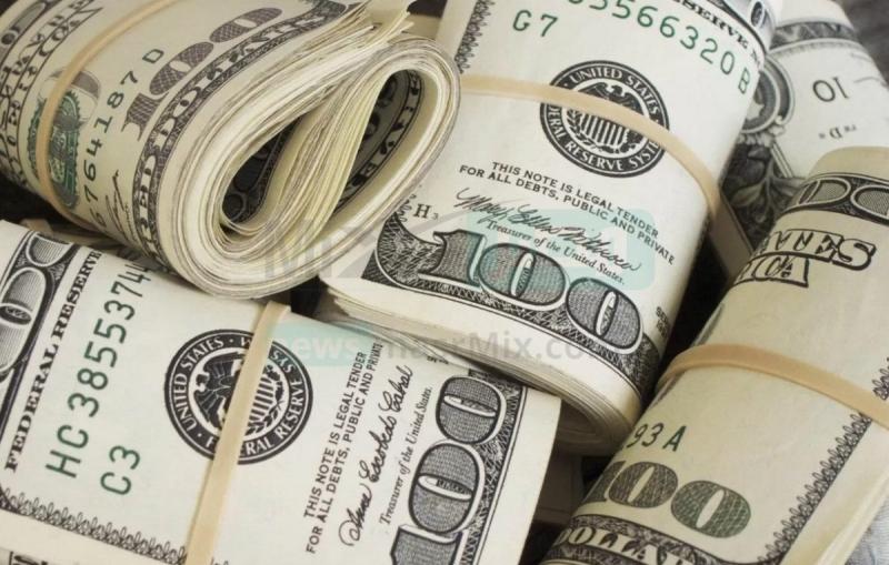 استقرار سعر الدولار خلال تعاملات اليوم بماكينات الصراف الآلي