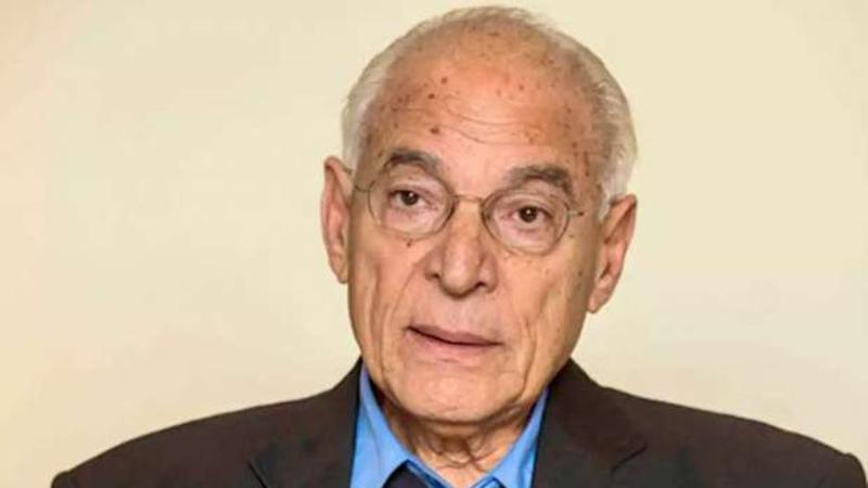 بالفيديو…شاهد رسالة فاروق الباز لطلبة الثانوية العامة