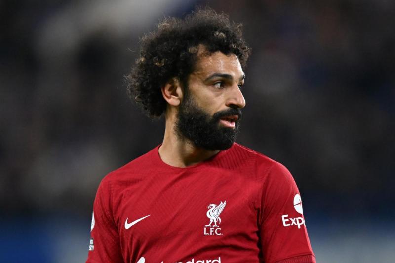 شوبير يلمح إلى احتمال ظهور صلاح بالدوري السعودي الموسم المقبل