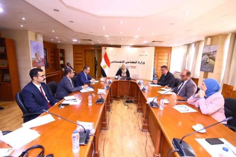وزيرة التضامن: نعمل على القضاء على ظاهرة التشرد في الشوارع