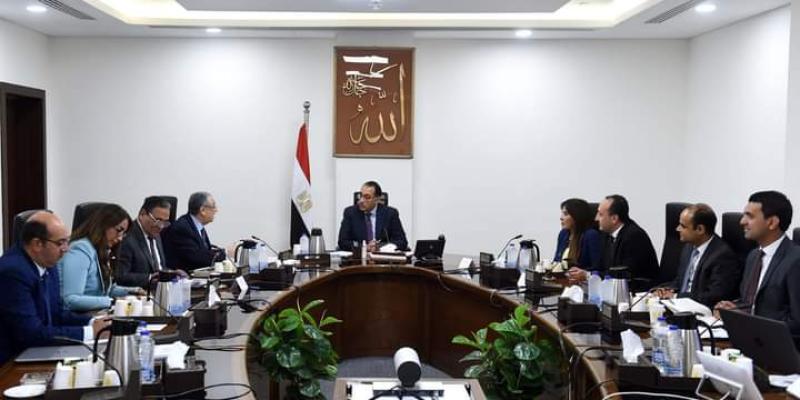 رئيس الوزراء: نعمل على جذب المزيد من الاستثمارات في الكهرباء والطاقة المتجددة