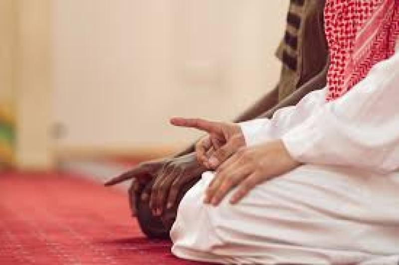 مواقيت الصلاة حسب التوقيت المحلي لعدد من المحافظات