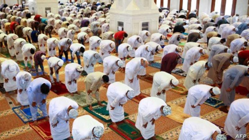مواقيت الصلاة حسب التوقيت المحلي لعدد من المحافظات