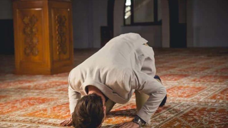مواقيت الصلاة اليوم حسب التوقيت المحلي لعدد من المحافظات