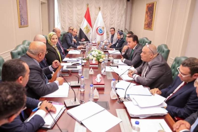 وزير الصحة يعلن ضم أغصاء المهن الطبية لصندوق لعضوية مخاطر المهن الطبية