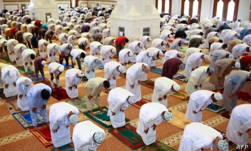 مواقيت الصلاة حسب التوقيت المحلي لعدد من المحافظات