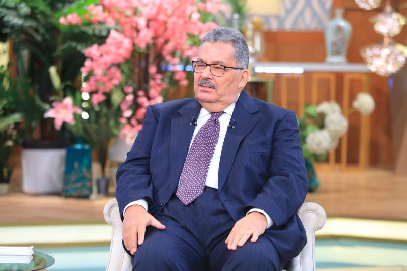 غدًا..حفيد طه حسين يكشف أسرار جديدة عن عميد الأدب العربي