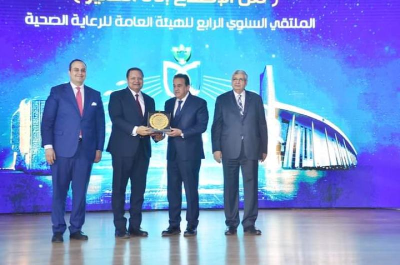 الدكتور أحمد السبكي: يجب التعاون بين القطاعات الخاصة لتوفير الرعاية الصحية الشاملة
