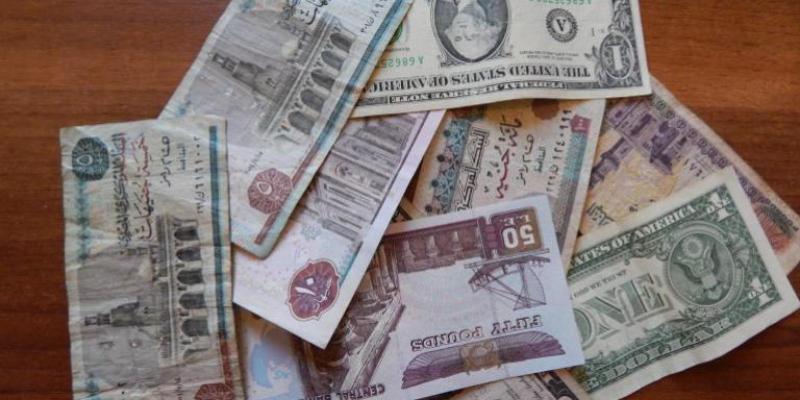 سعر الدولار مقابل الجنيه اليوم الأحد 3/12/2023