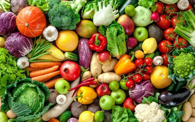 أسعار الخضراوات والفاكهة اليوم في سوق العبور للجملة