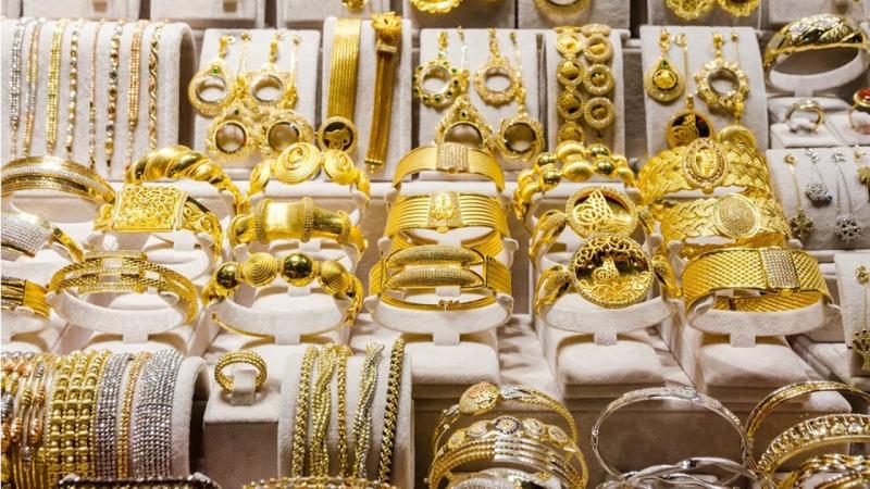 سعر الذهب اليوم الأربعاء 27/12/2023 في مستهل التعاملات