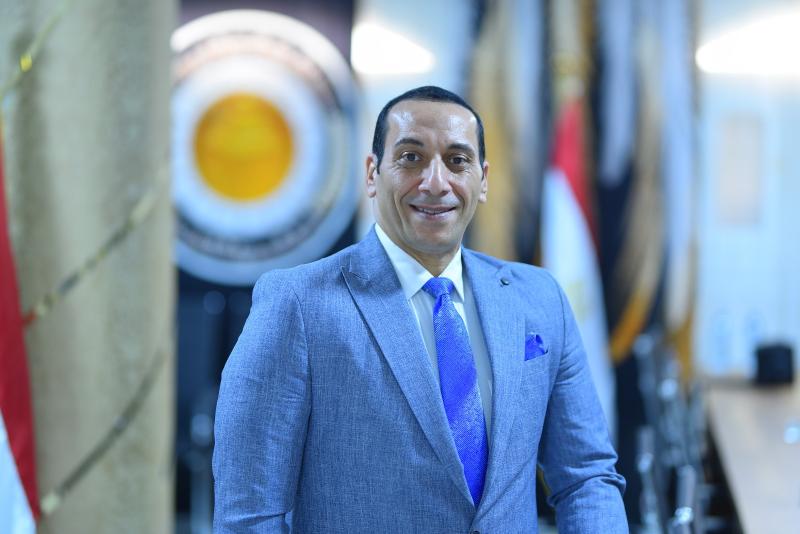محمد فاروق يثمن دور الدولة لمواجهة السوق السوداء للنقد الأجنبي