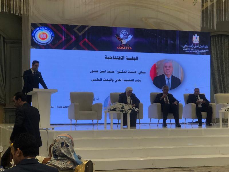 مصطفى رفعت: التطورات التكنولوجية تضغط على الدول.. ويجب تحقيق التكامل بين أجهزة الدولة المختلفة