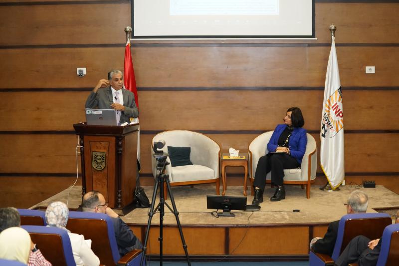 معهد التخطيط القومي يعقد محاضرة بعنوان: ”ماذا بعد الدورة الثامنة والعشرين لمؤتمر الأطراف في اتفاقية الأمم المتحدة الإطارية بشأن المناخ COP 28 ؟”