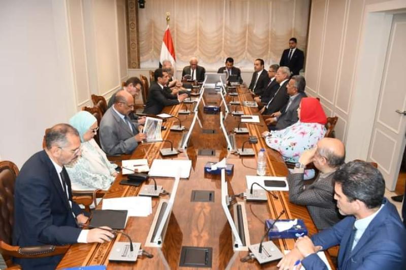 تفاصيل…استقبال وزير الشباب والرياضة لمحافظ بورسعيد