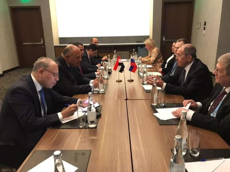 وزير الخارجية يعقد لقاء ثنائي مع وزير خارجية روسيا الاتحادية