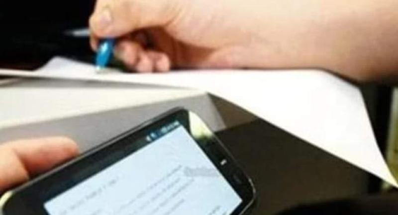 التعليم تتوصل لهوية مصور امتحان الفيزياء 2024 بالثانوية العامة