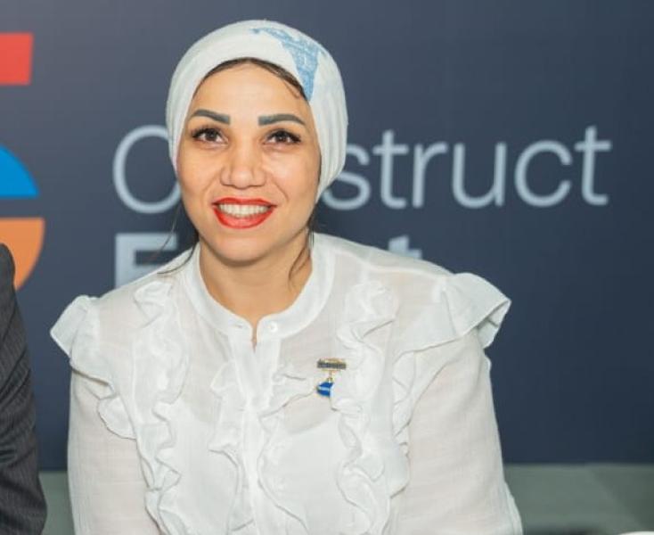 دينا صادق: 4 تريليون دولار قيمة البضائع المنقولة عبر خطوط الملاحة العالمية