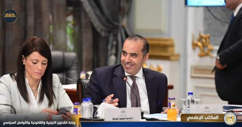وزير الشئون النيابية والقانونية والتواصل السياسي: اللجنة الخاصة بمجلس النواب تناقش برنامج الحكومة