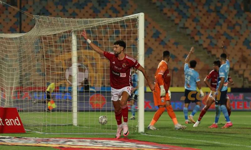 بيراميدز يفاجئ الأهلي بتسجيل الهدف الثاني ليتقدم بنتيجة 2-1