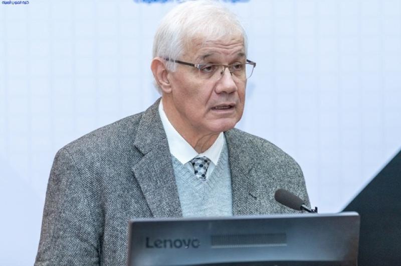 كلية الإدارة بالجامعة المصرية الروسية تكشف عن 20 مشروع تخرج