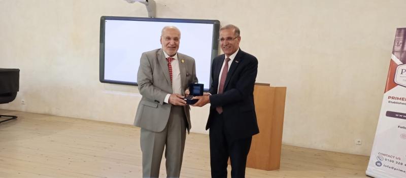 سعد يشيد بمستوى كلية العلاج الطبيعى جامعة هليوبوليس كافضل الكليات فى امتحان مزاولة المهنة