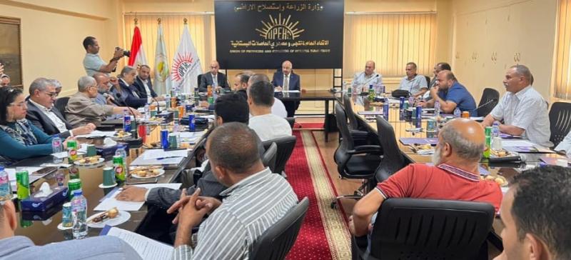 ”الحاصلات البستانية” يدشن مجلس الفراولة.. لحل معوقات منتجي ومصدري الذهب الأحمر